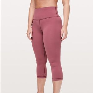 LULULEMON Align crop 21” size 4